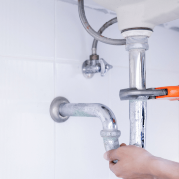 Top Qualities to Look for in an Emergency Plumber