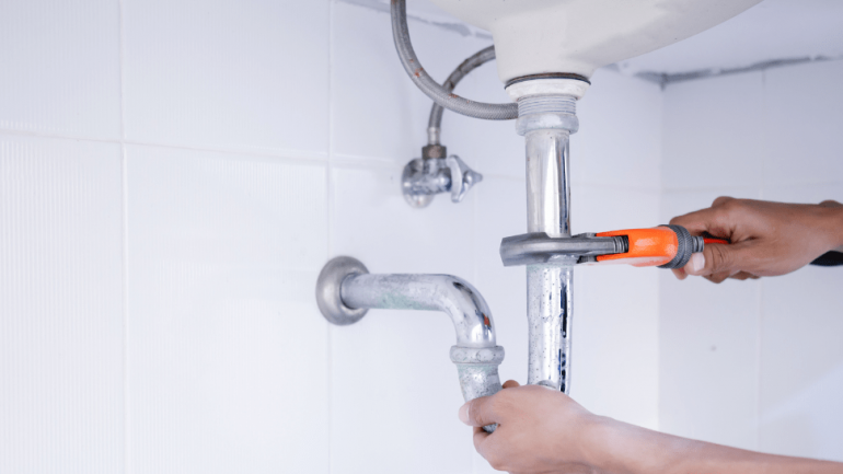Top Qualities to Look for in an Emergency Plumber